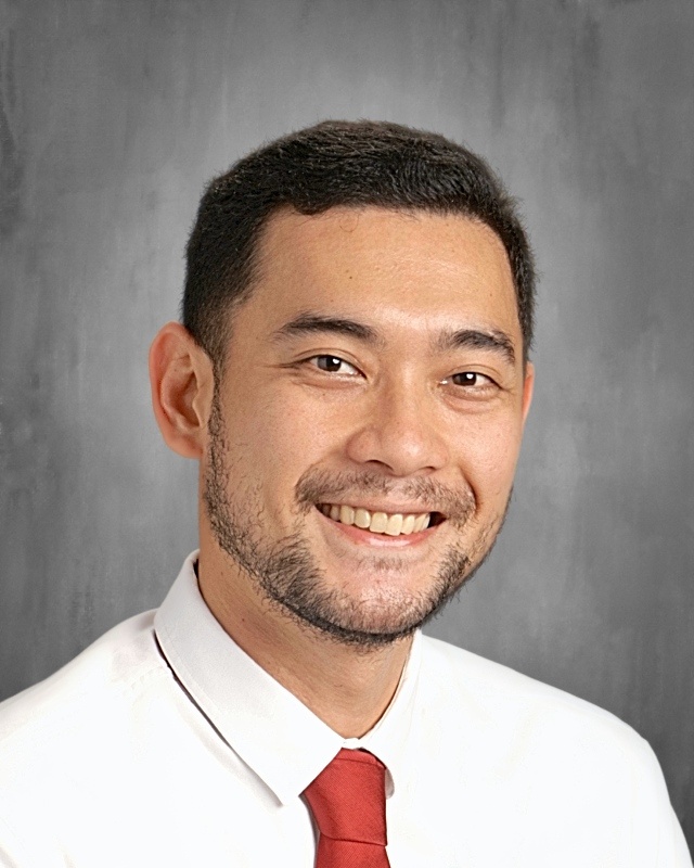 El-Dean Acar headshot